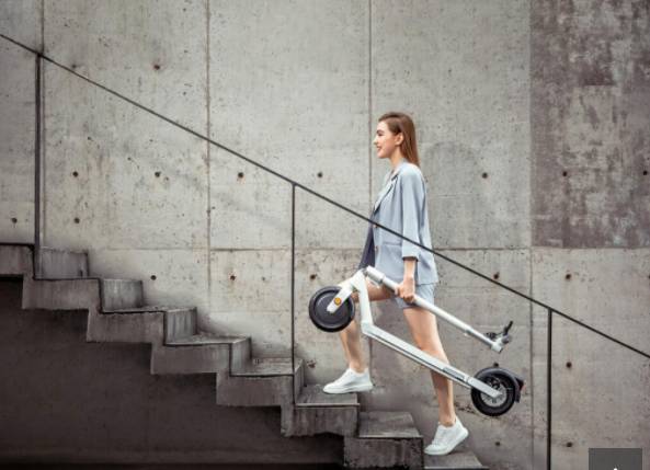 OKAI scooter light enought to carry