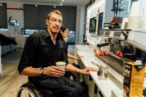 You may feel like your company offers an inclusive workplace where employees feel valued. But would your employees agree? Not necessarily.