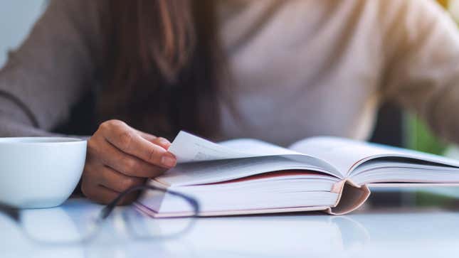 Image for article titled These Books Can Help You Become a More Effective Leader at Work